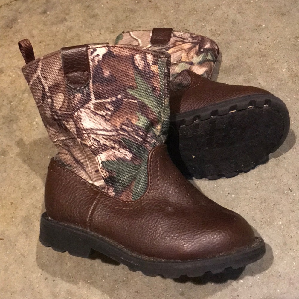 Toddler 5 camo boots